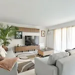 Pensjonat L'ecrin D'azur - Villa, Cinema & A 50m